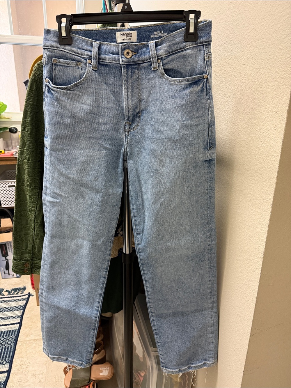 Kensie Light Blue Cropped Ankle Jeans